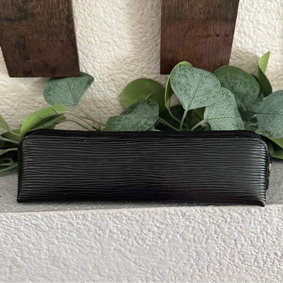 - LOUIS VUITTON Epi Trousse Crayons Pen Case Noir Black - Picture 3 of 15